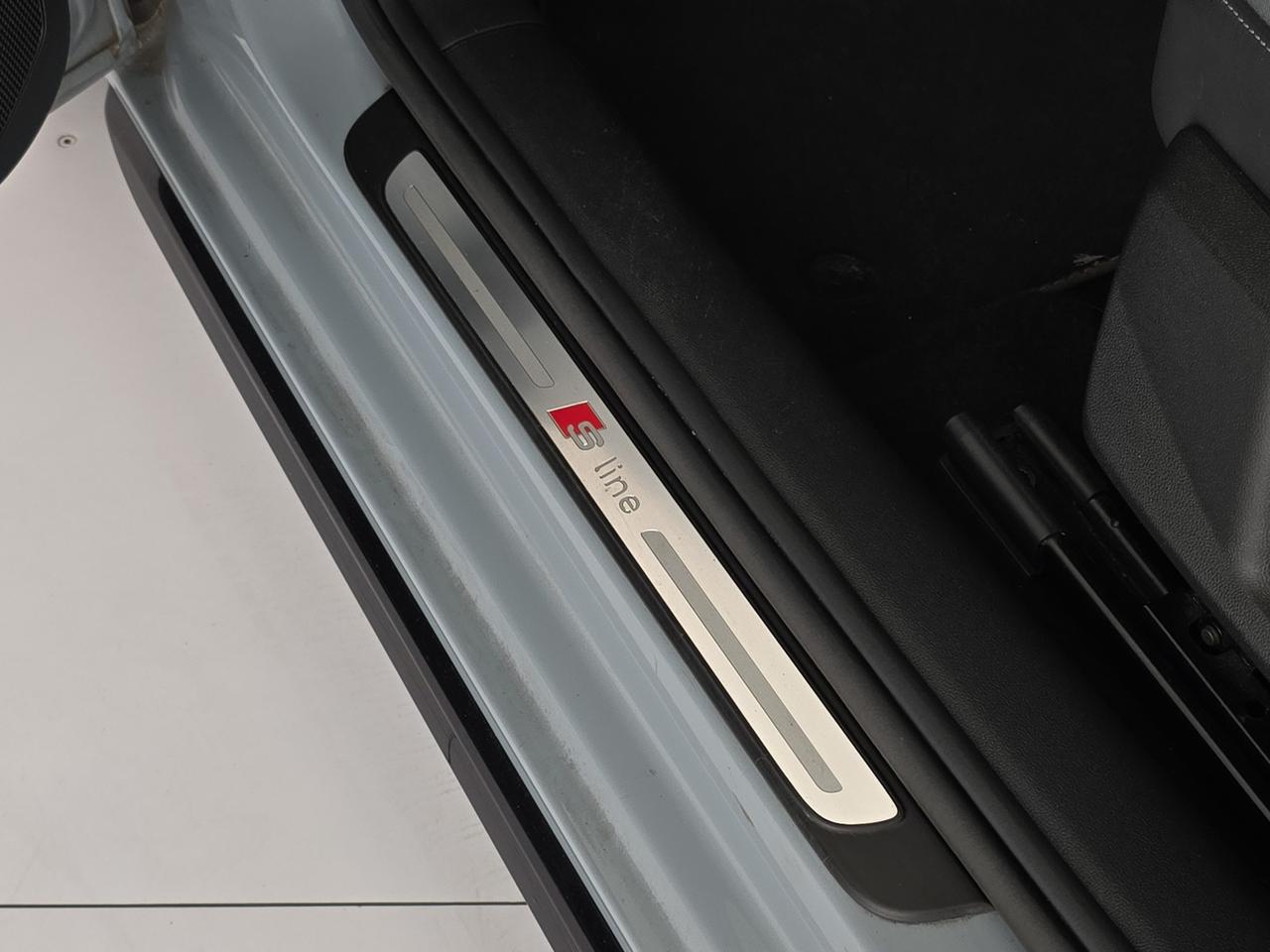 Audi A1 sportback 40 2.0 tfsi s line edition 207cv s-tronic