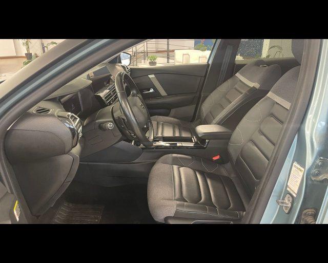 CITROEN C4 PureTech 130 S&S EAT8 Shine