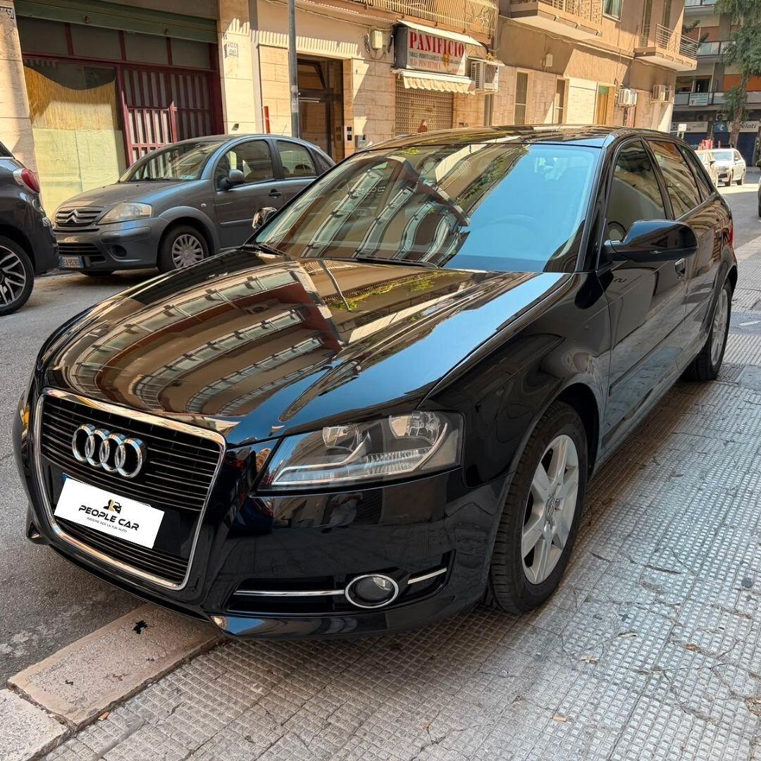 Audi A3 1.6 TDI Aut - 105 CV