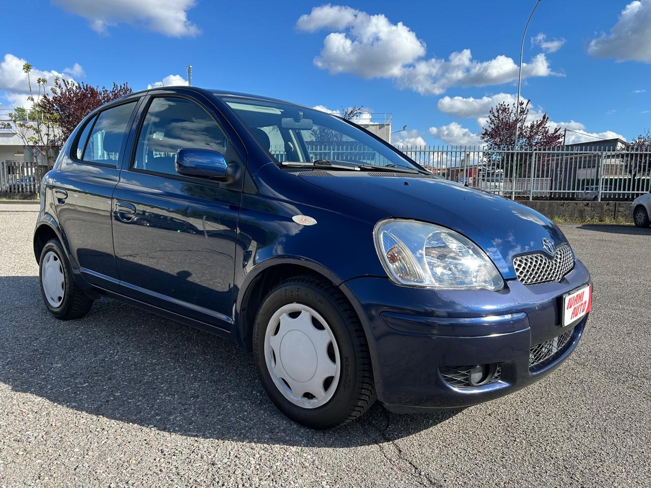 Toyota Yaris 1.0i 16V cat 5 porte