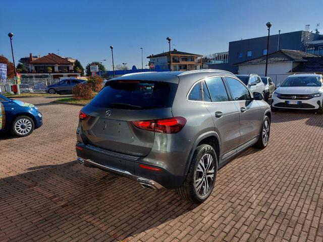 MERCEDES-BENZ GLA 200 Automatic Progressive Line Advanced Mild Hybrid