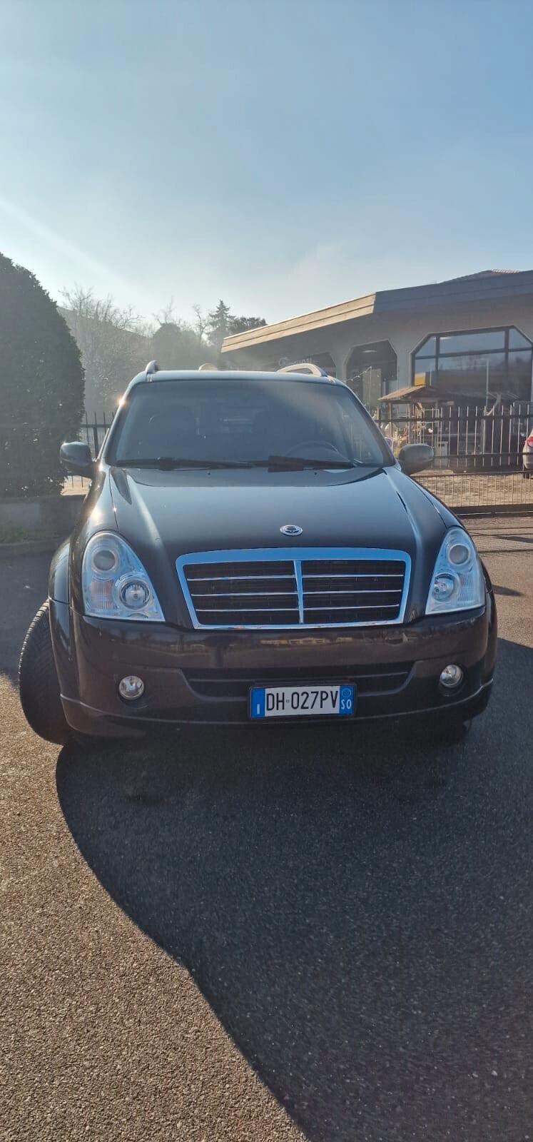 Ssangyong REXTON II 2.7 XDi TOD Luxury