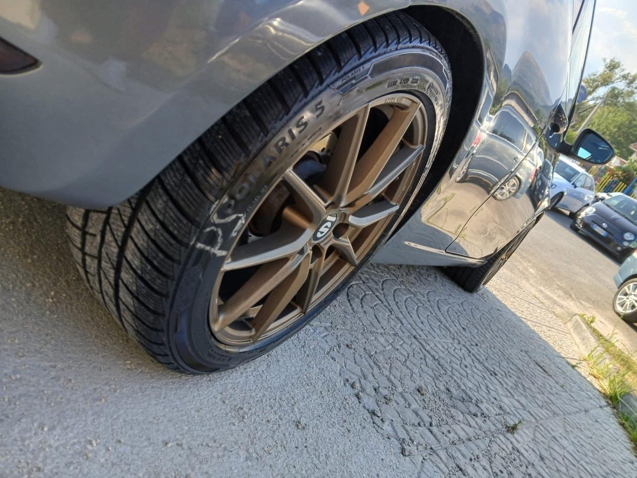 Volkswagen Golf 1.4 TSI 160CV 3p. Highline tetto apribile full