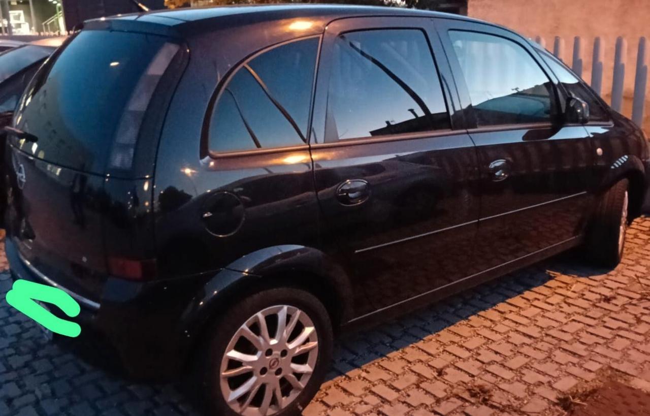 Opel Meriva 1.4 16V GPL-TECH Enjoy