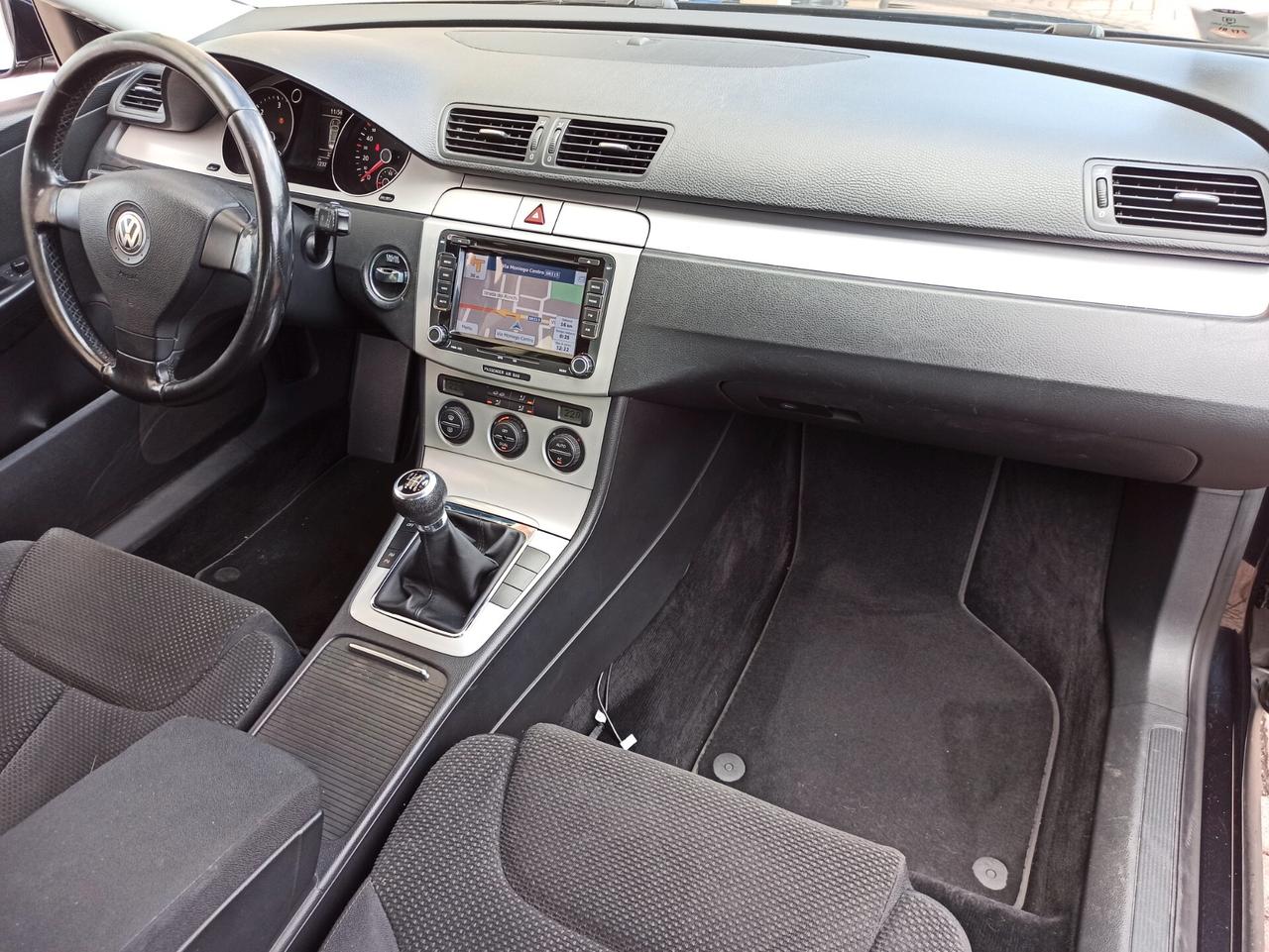 Volkswagen Passat 2.0 TDI DPF Var. Comfortline