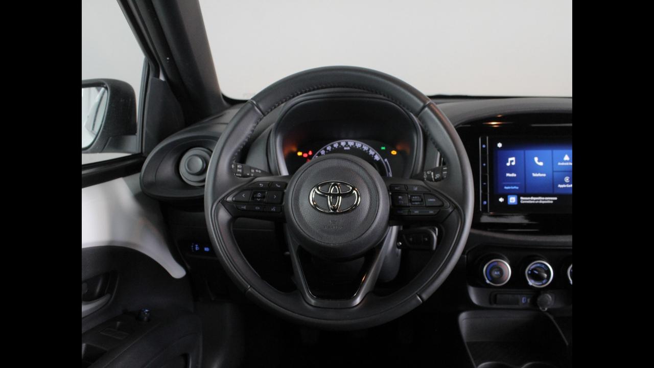 TOYOTA Aygo X - Aygo X 1.0 Active 72cv