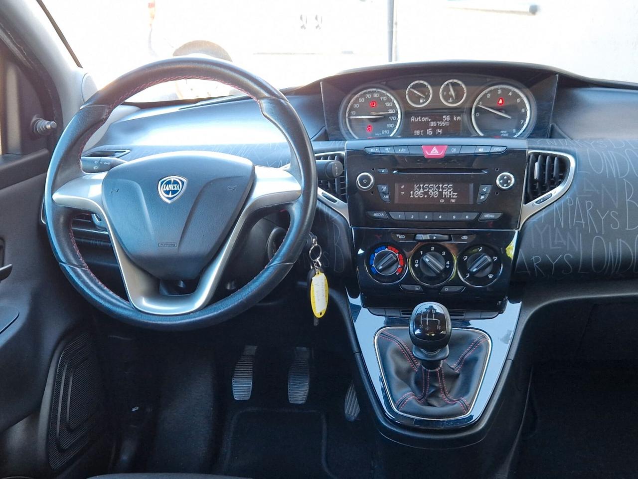 Lancia Ypsilon 1.2 69 CV 5 porte Elefantino