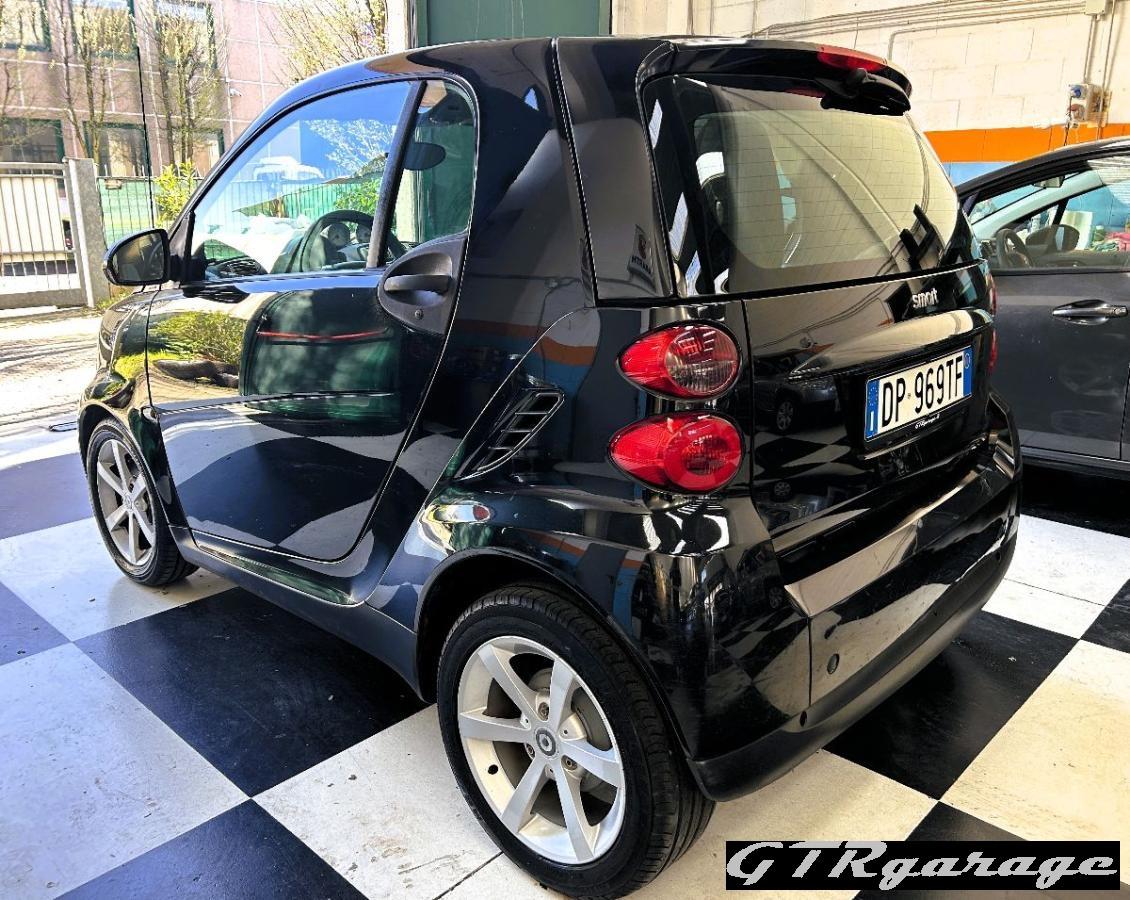 SMART - Fortwo - 1000 52 kW coupé pulse