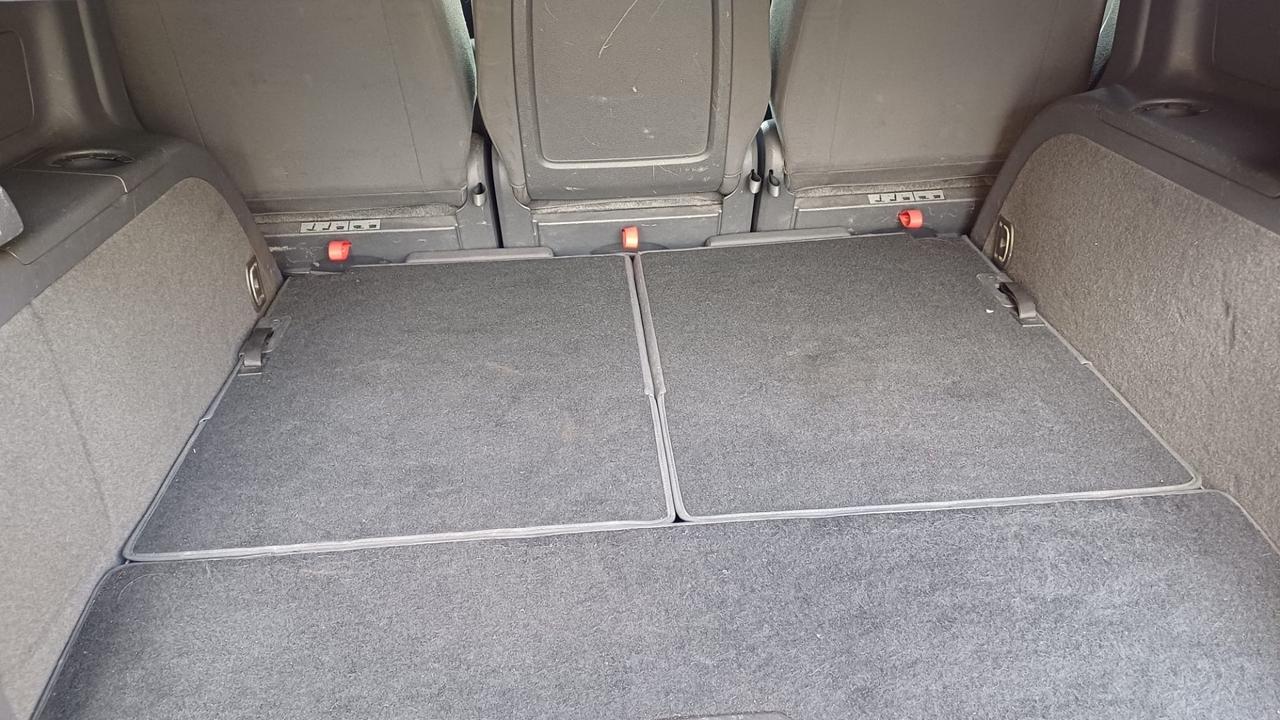 Volkswagen Touran Business 1.6 TDI Comfortline