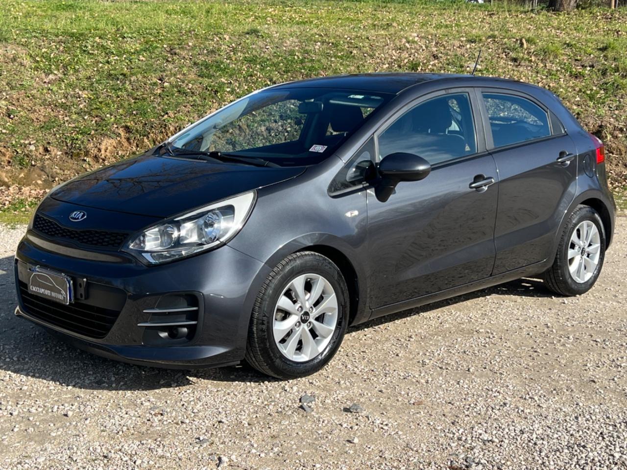 Kia Rio 1.2 GPL Collection FULL OPTIONAL PERMUTE RATE GARANZIA NEOPATENTATI