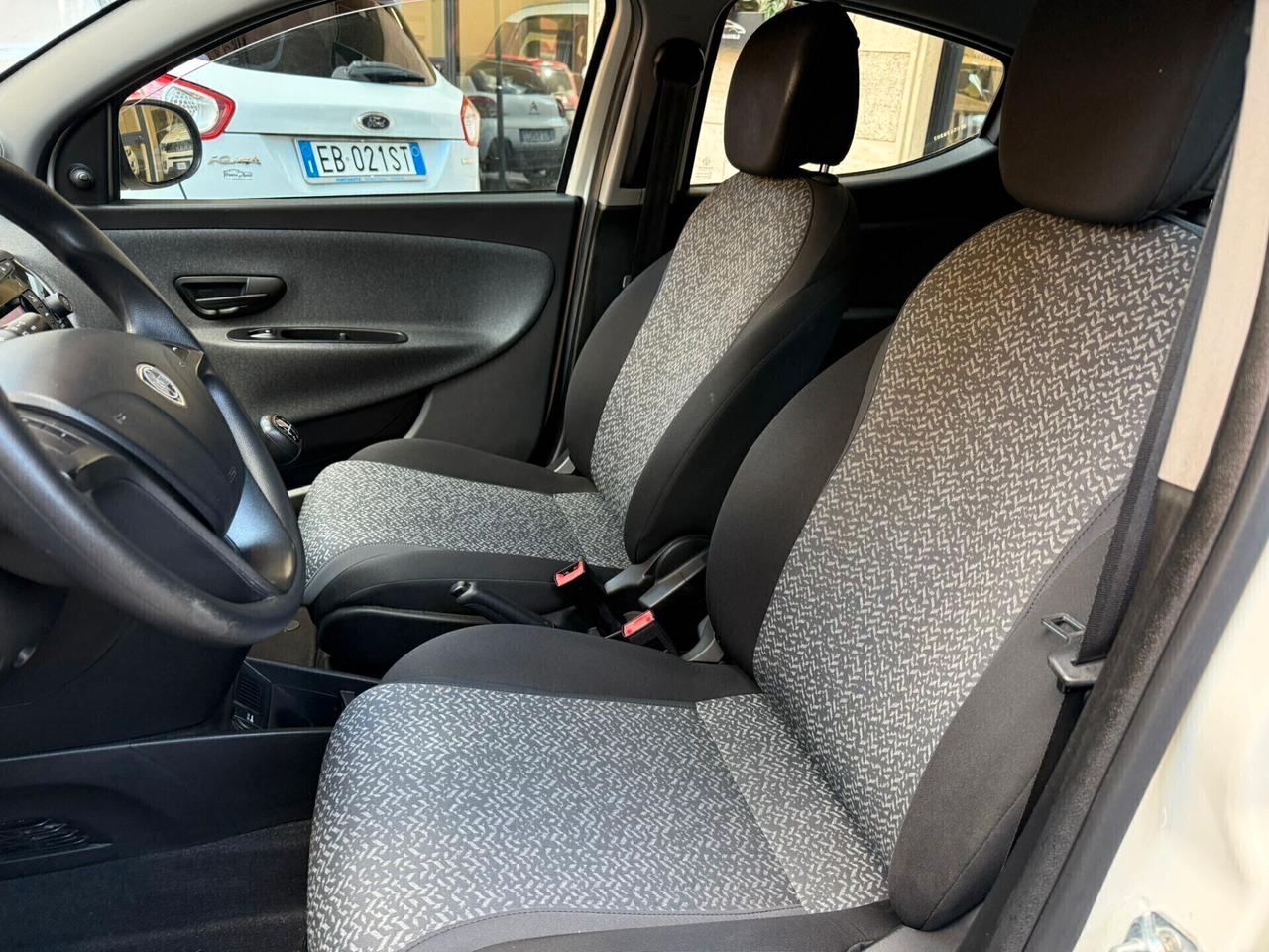 Lancia Ypsilon 1.2 69 CV 5 porte GPL Ecochic Gold