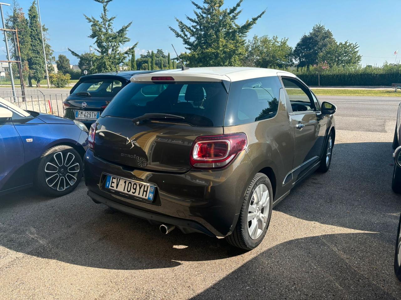 DS3 1.2 - 82cv anno 2014 con 104.889 km OK NEOPATENTATI