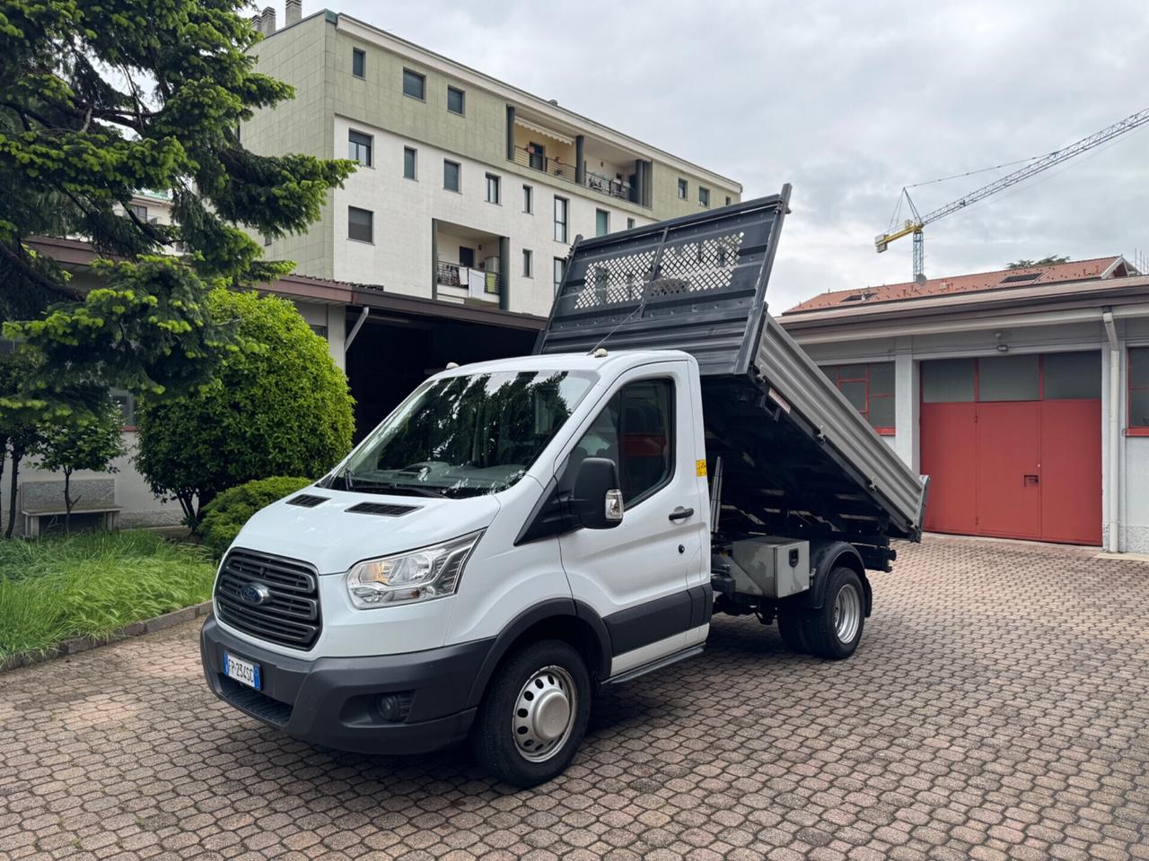 FORD TRANSIT RIBALTABILE