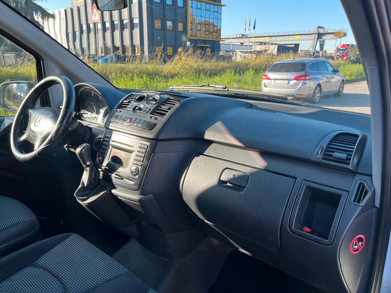 Mercedes-benz Vito 2.2 113 CDI Kombi Crew Long