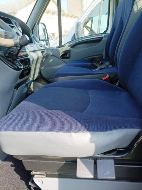 IVECO DAILY cassone fisso