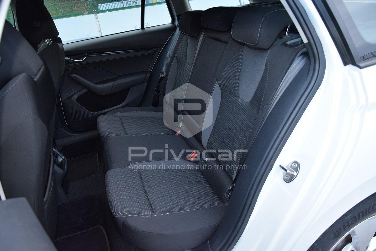 SKODA Octavia 2.0 TDI EVO SCR DSG Wagon Executive