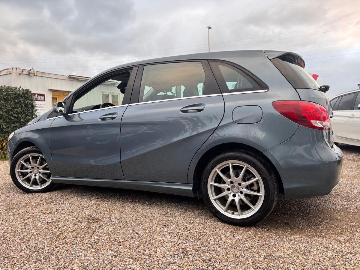 MERCEDES - Classe B - B 200 Automatic 4Matic Premium