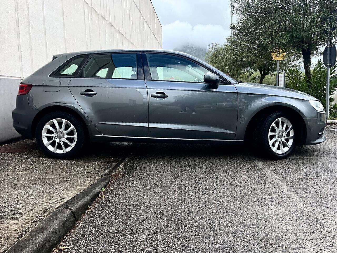 Audi A3 SPB 1.6 TDI (110cv)*XENO*NAVI*SEDILI RISCALDABILI