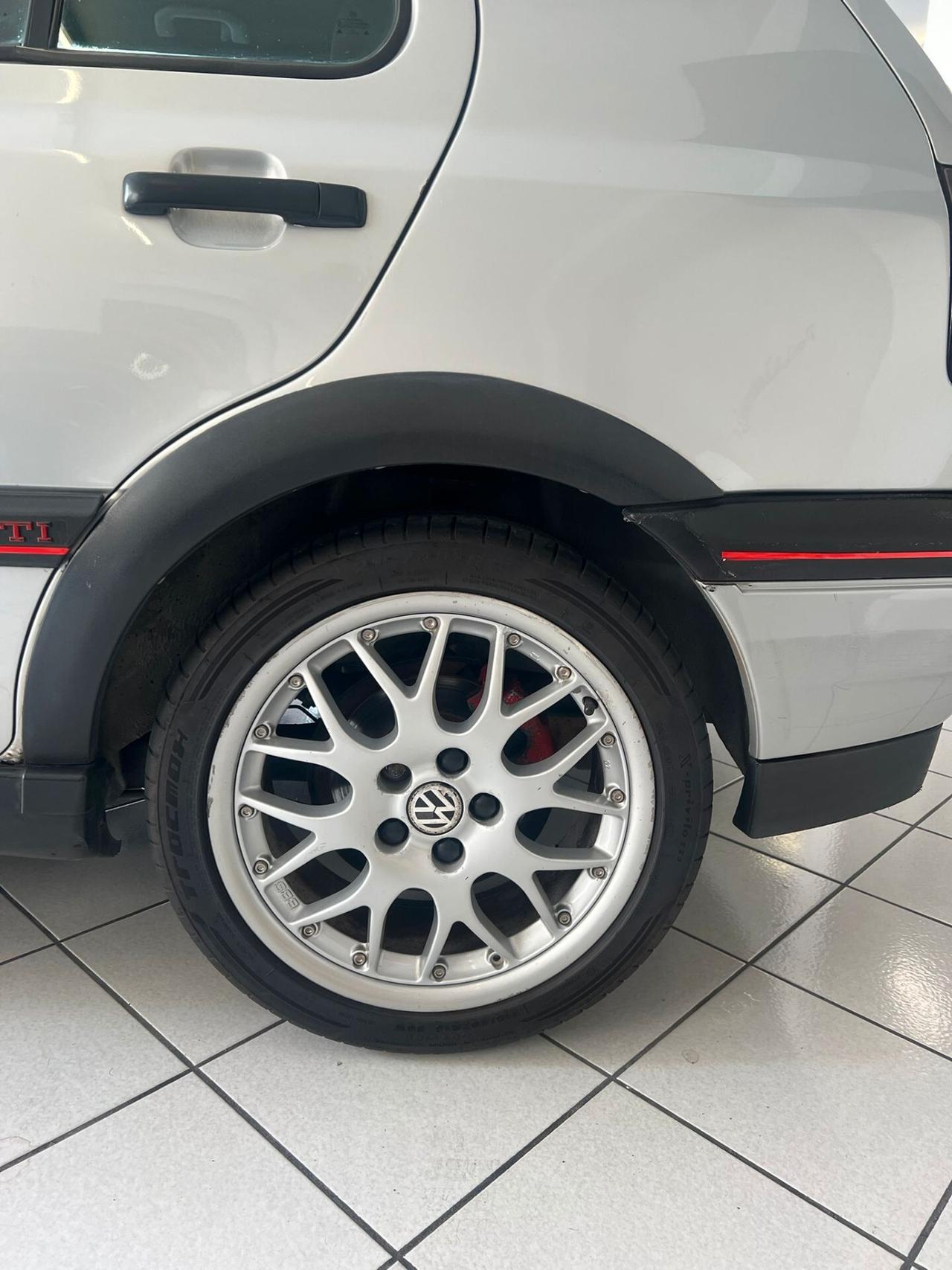Volkswagen Golf GTI 2.0 16V cat 5p 20 Years Edition