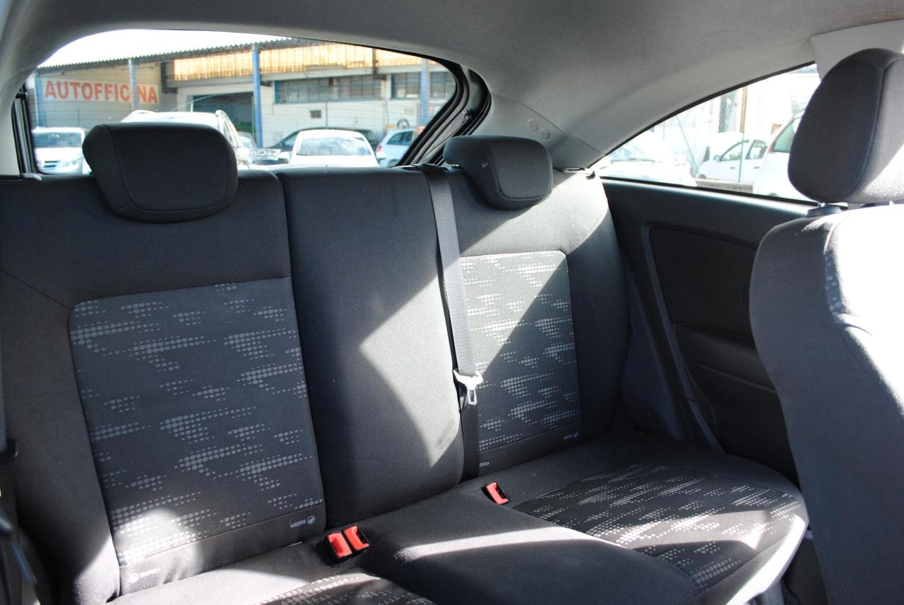 OPEL CORSA 1.2 85 CV BENZ/GPL OK NEOPATENTATI