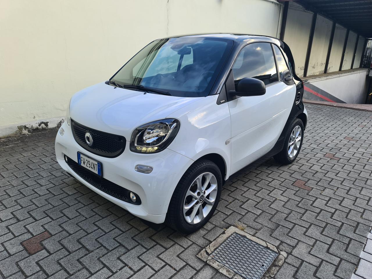 Smart ForTwo aut. 1.0 twinamic Passion - km certif.