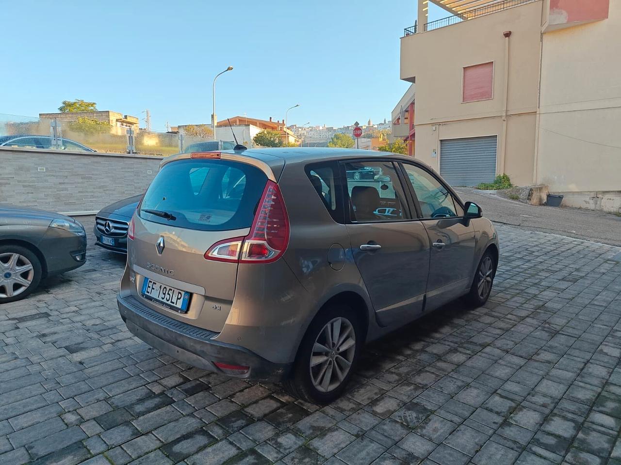 Renault Scenic Scénic X-Mod 1.5 dCi 110CV Luxe