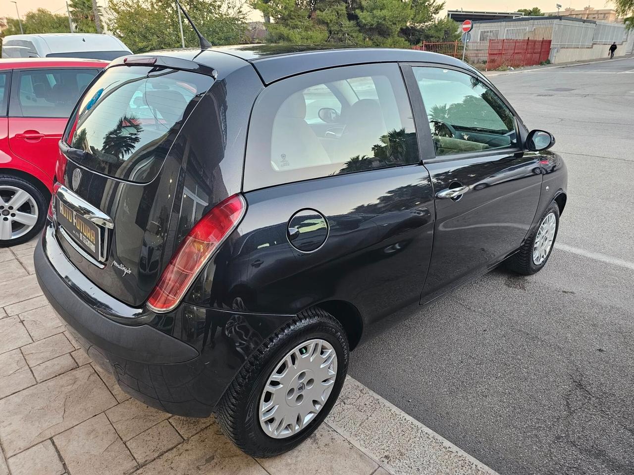 Lancia Ypsilon 1.3 Multijet 16V Platino