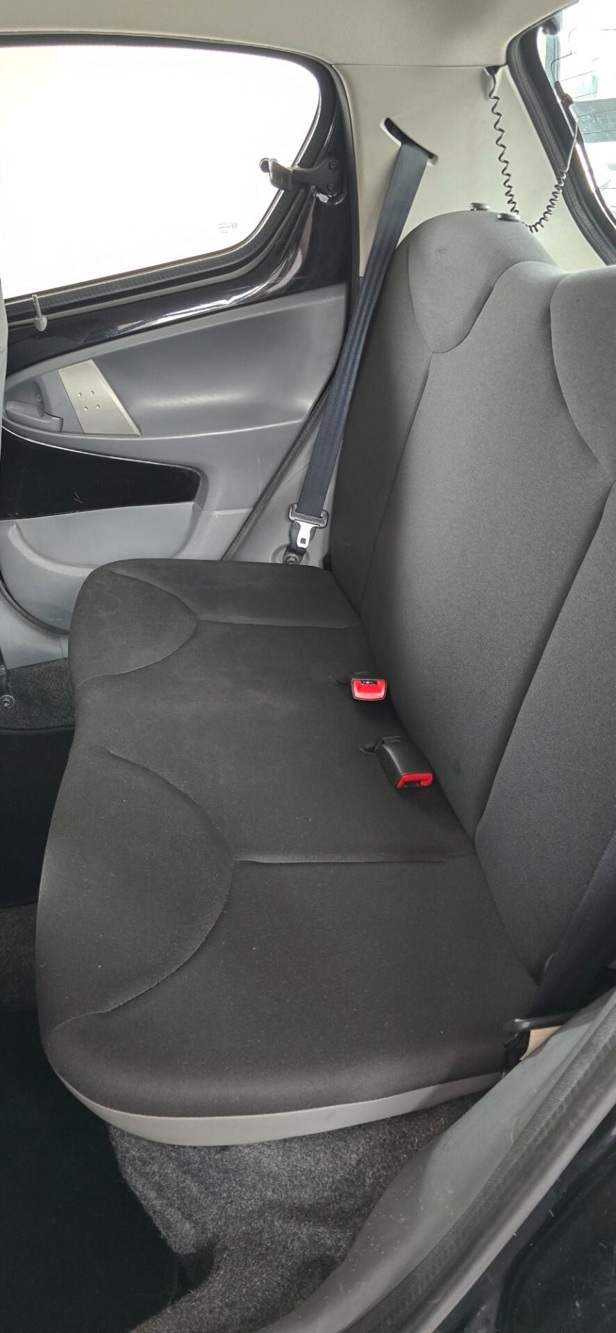 Toyota Aygo 1.0 UNICOPROPRIETARIO TAGLIANDATA