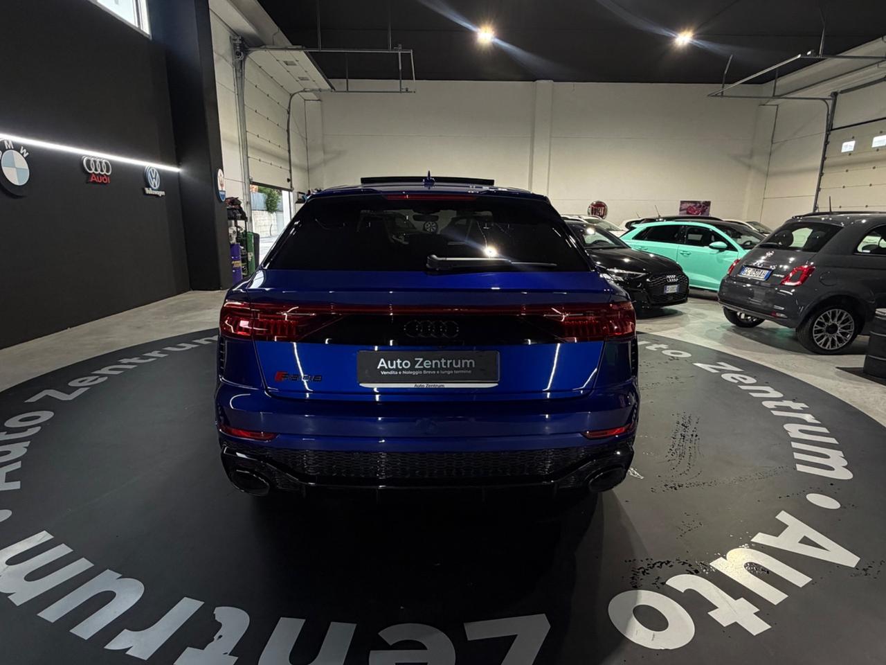 Audi Q8 RS TFSI V8 quattro tiptronic