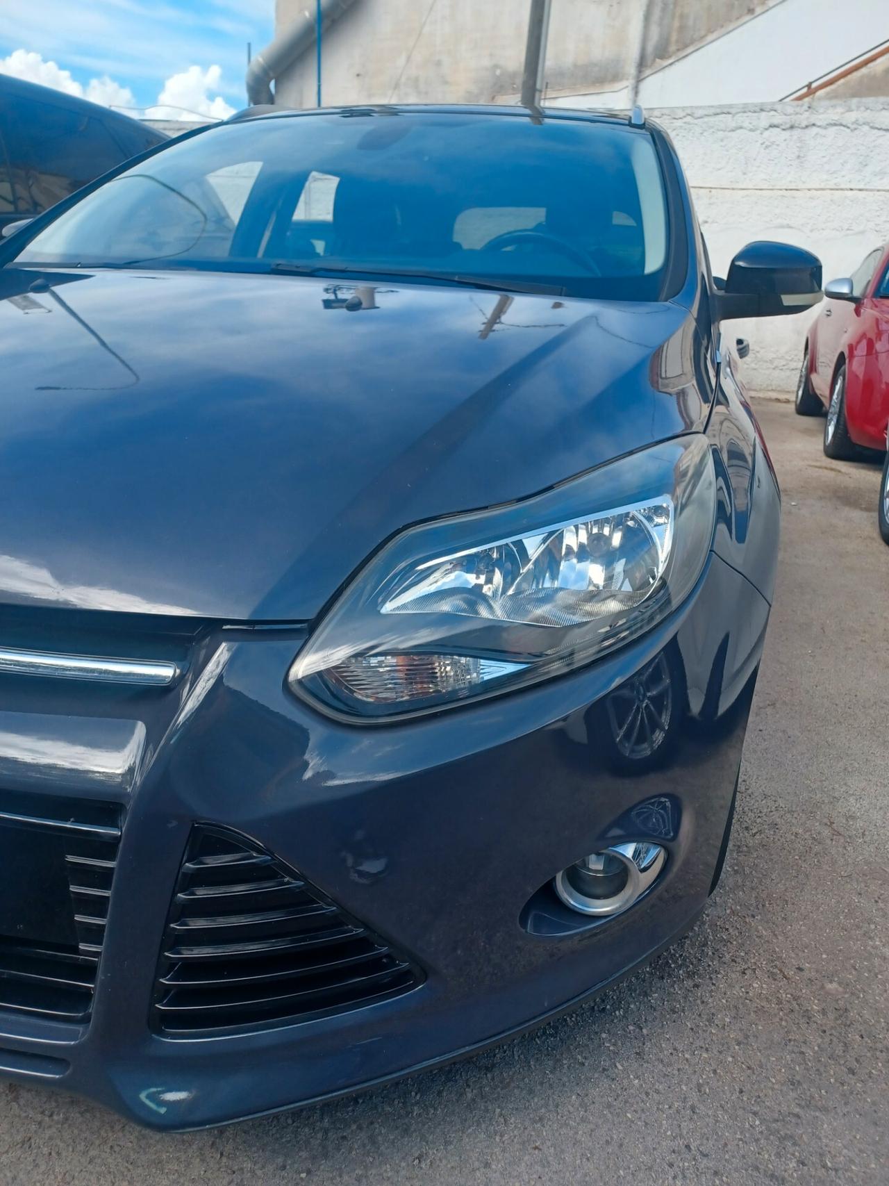 Ford Focus 1.0 TITANIUM S.W. ANNO 2013