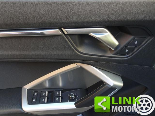 AUDI Q3 40 TFSI quattro Advanced