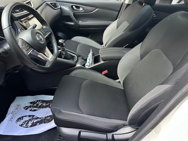 Nissan Qashqai 1.5 dCi N-Connecta