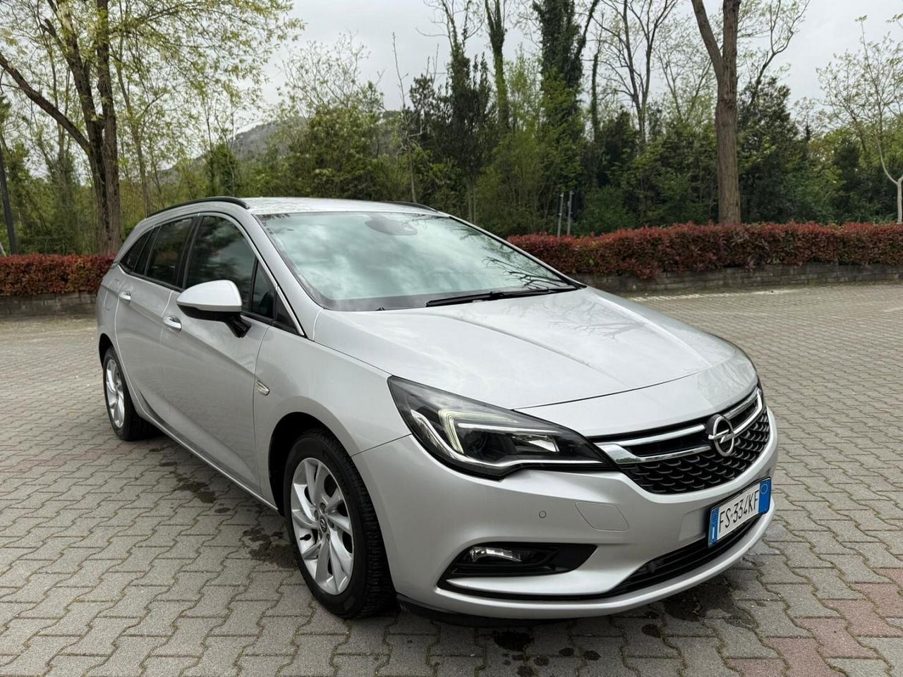 Opel Astra 1.6 CDTi 136CV automatica km certificat