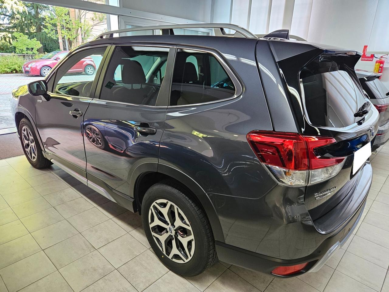 Subaru Forester 2.0 e-Boxer MHEV CVT Lineartronic Style