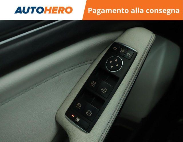 MERCEDES-BENZ GLA 200 d Automatic Sport