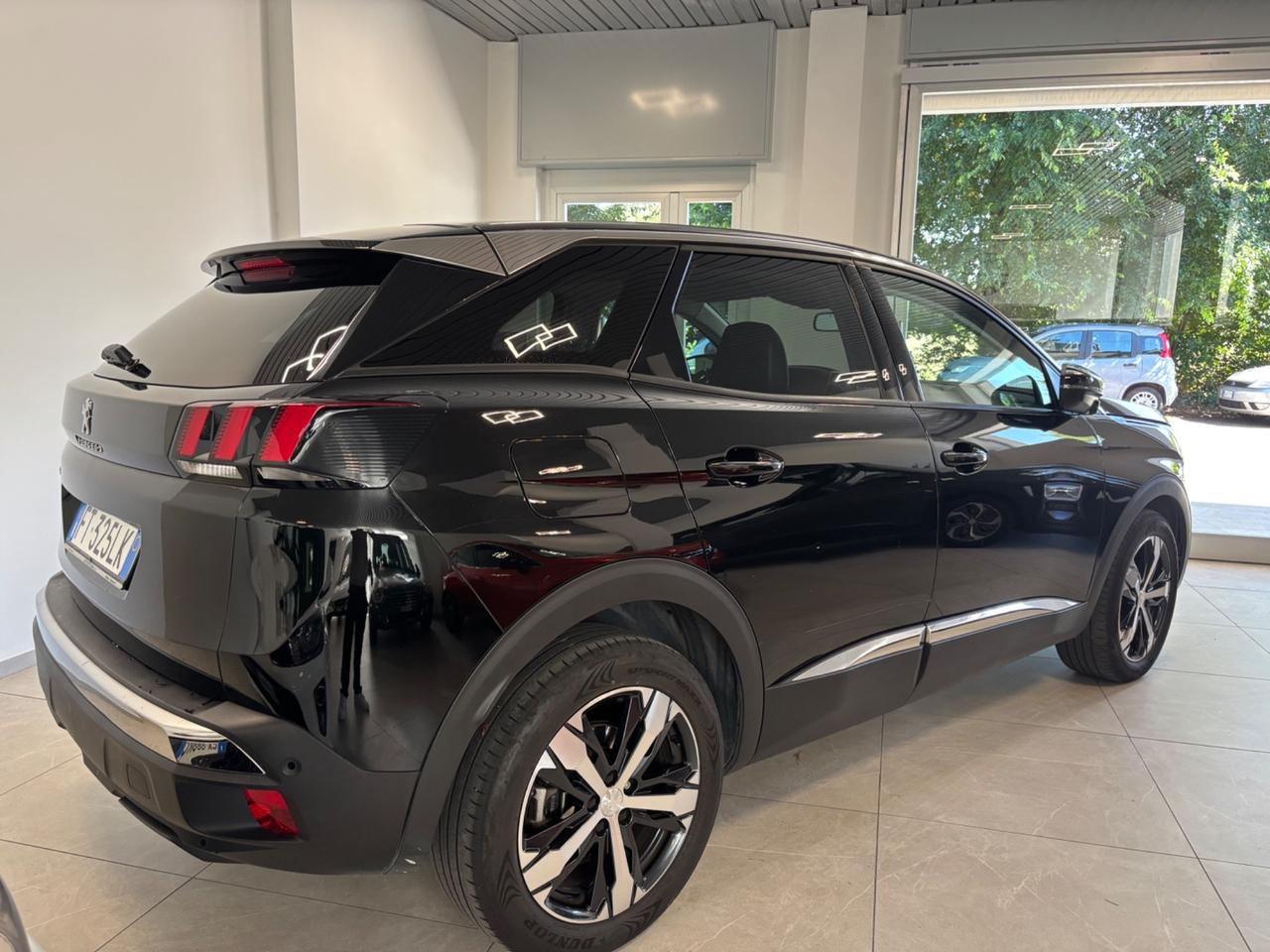 Peugeot 3008 BlueHDi 130 S&S EAT8 Allure