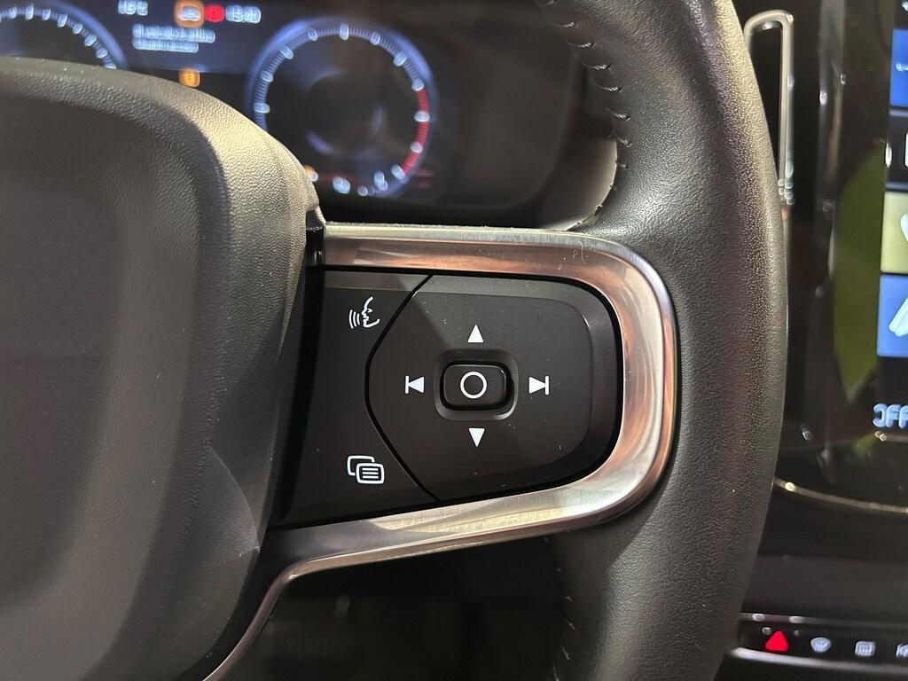 Volvo XC40 2.0 D3 Momentum Geartronic