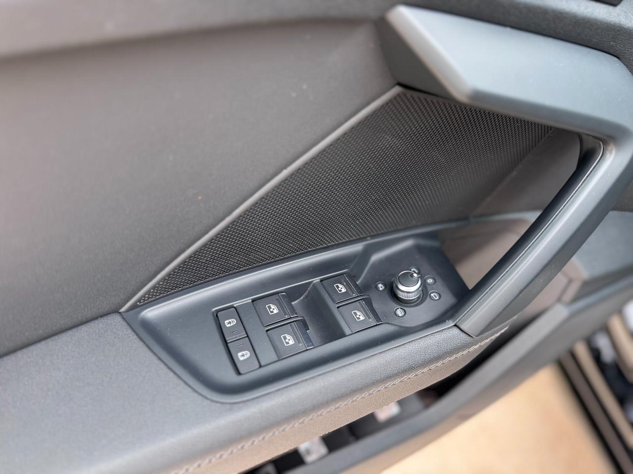 Audi A3 SPB 2.0 TDI 150cv S line Tetto*Led*Full
