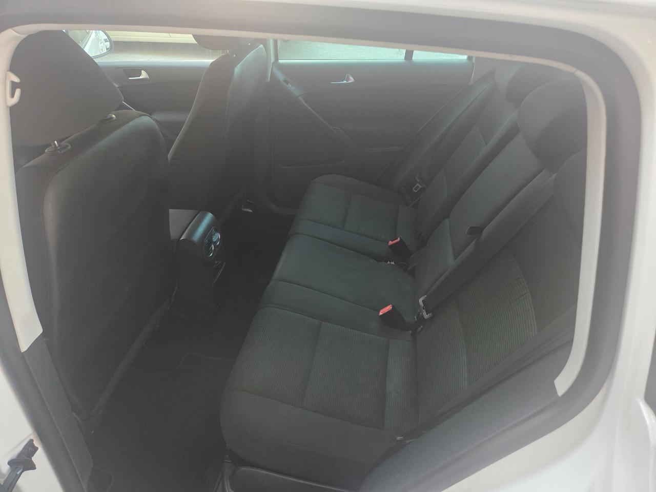 VW TIGUAN 2.0 TDI ANNO 2012 PARK ASSIST KMCERT