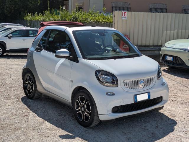 SMART ForTwo CABRIO 1.0cc 71cv CERCHI IN LEGA CRUISE CONTROL