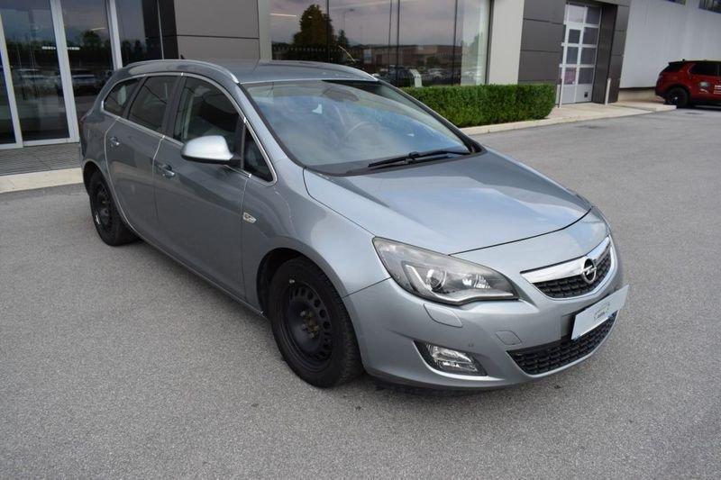 Opel Astra 1.7 CDTI 110CV Sports Tourer Cosmo