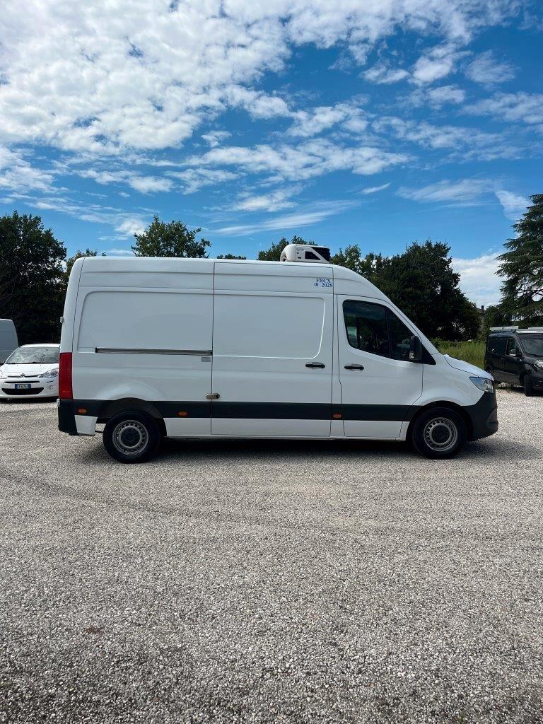 MERCEDES FRIGO CARRIER XARIOS