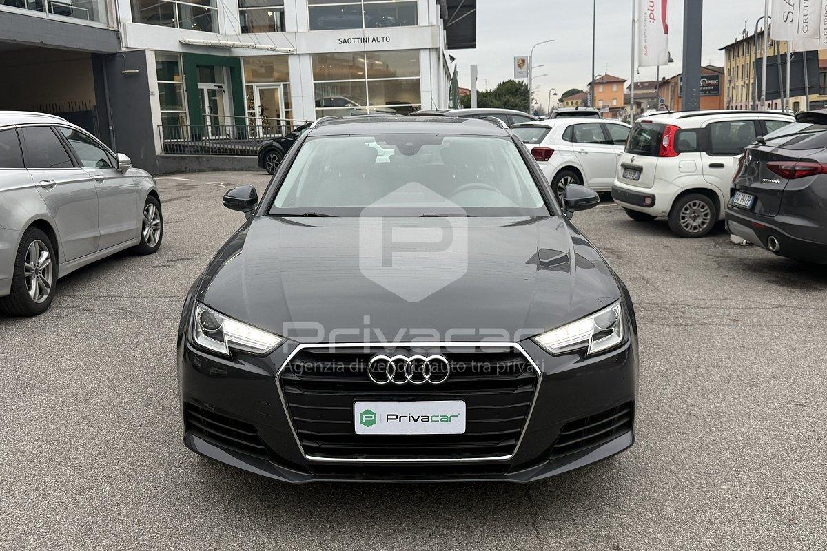 AUDI A4 Avant 35 TDI S tronic Business