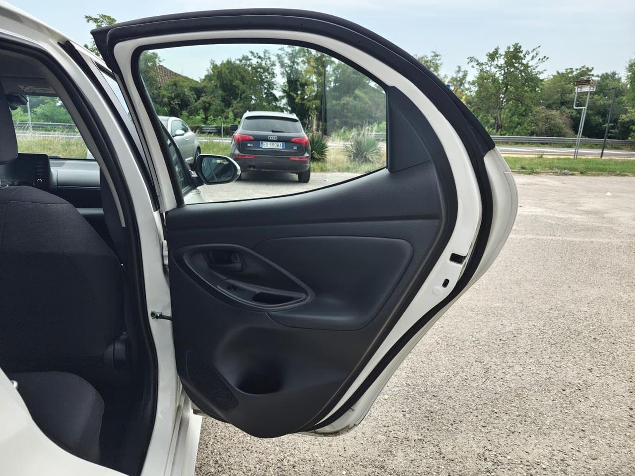 Toyota Yaris Trend 1.5 HEV #11755