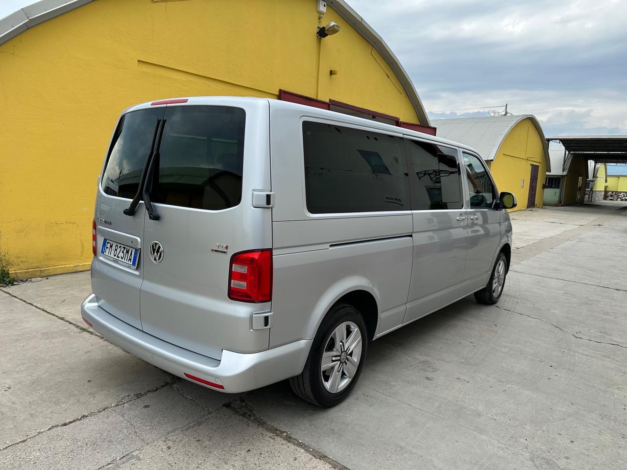VW Caravelle 2.0TDI 150CV 4x4 Passo Lungo 9 posti