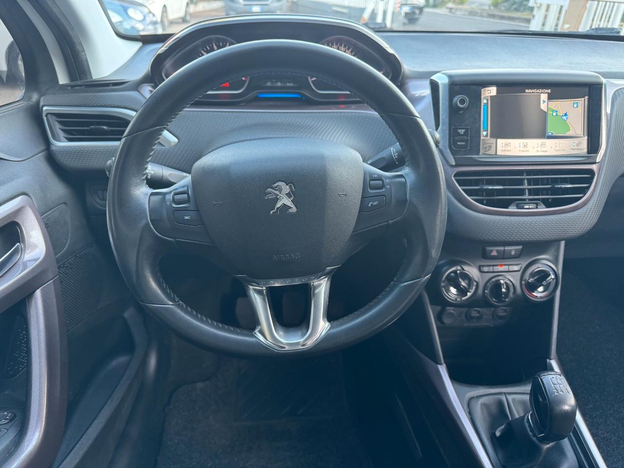 Peugeot 2008 1.2 GPL Allure NAVI
