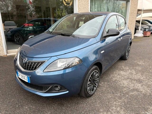 Lancia Ypsilon 1.0 FireFly 5 porte S&S Hybrid Gold Plus