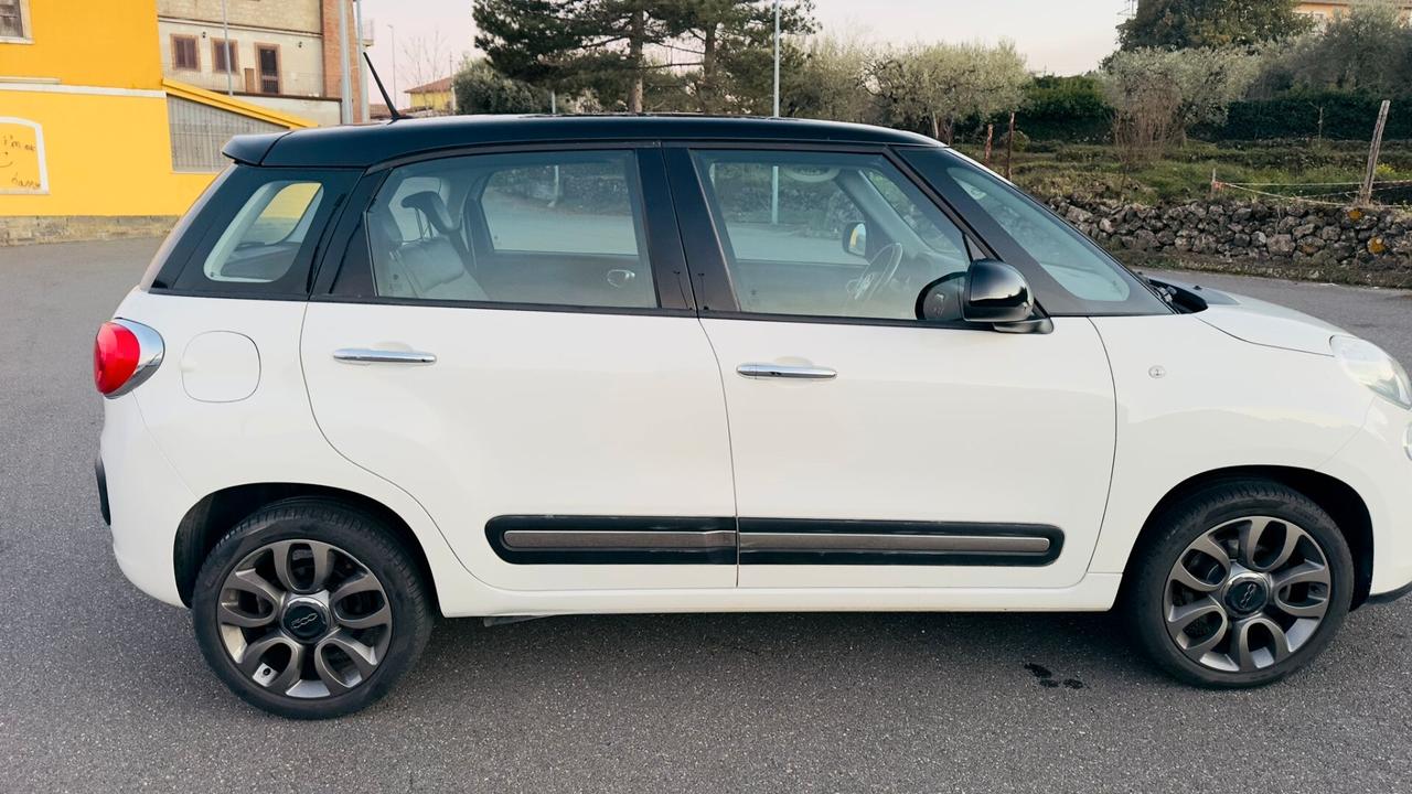 Fiat 500L 1.6 Multijet 105 CV Panoramic Edition