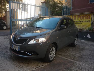 Lancia Ypsilon 0.9 TwinAir 85 CV 5 porte Metano Ecochic Gold