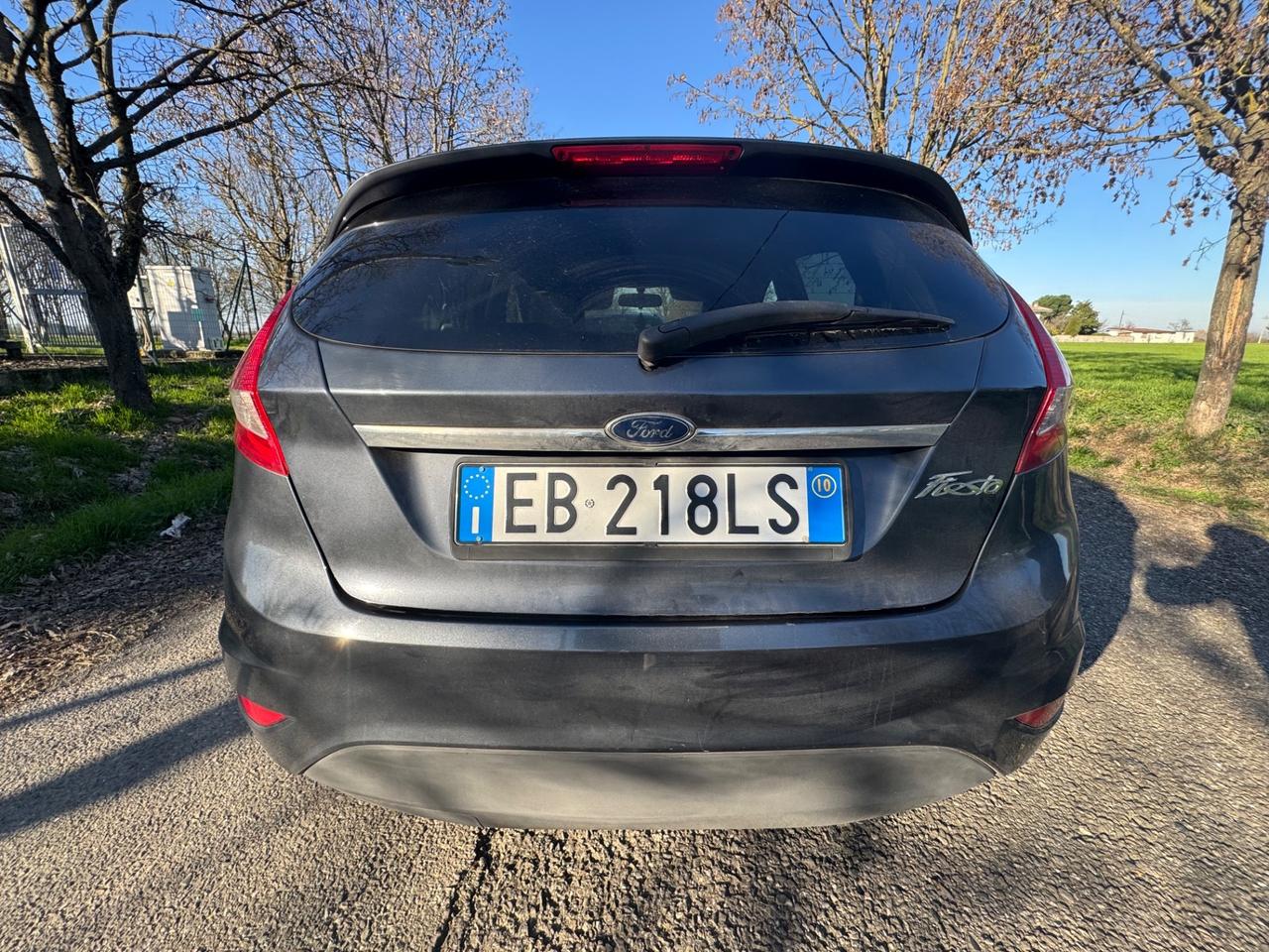 Ford Fiesta 1.4 5 porte Bz.- GPL Titanium